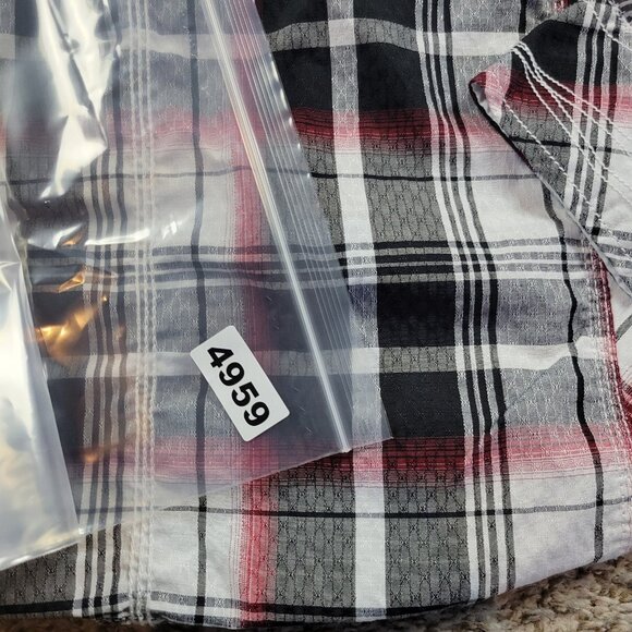 BKE Pearl Snap Shirt Mens Medium Multicolor Plaid Long Sleeve Standard Fit - Picture 7 of 7